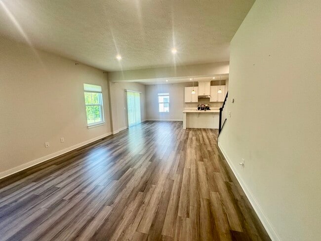 Building Photo - 2923 Hepburn Cir