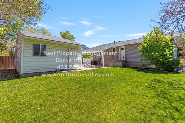 Building Photo - Beautiful 4-Bedroom Home Available in July!