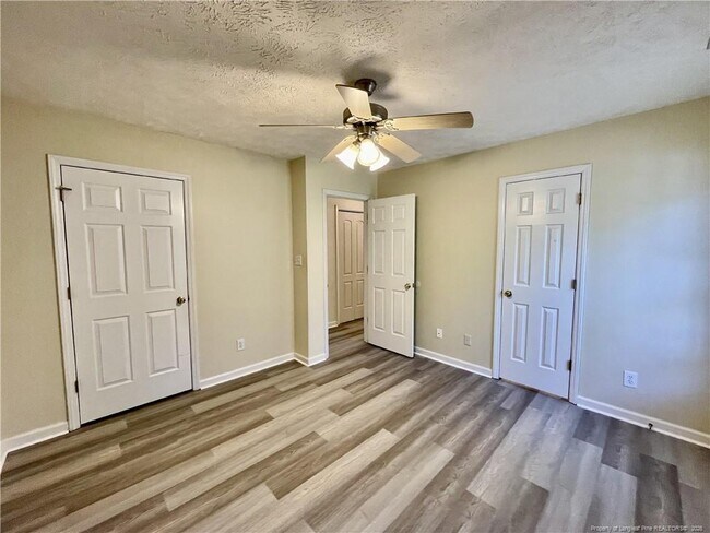 Building Photo - 3721 Betts Dr