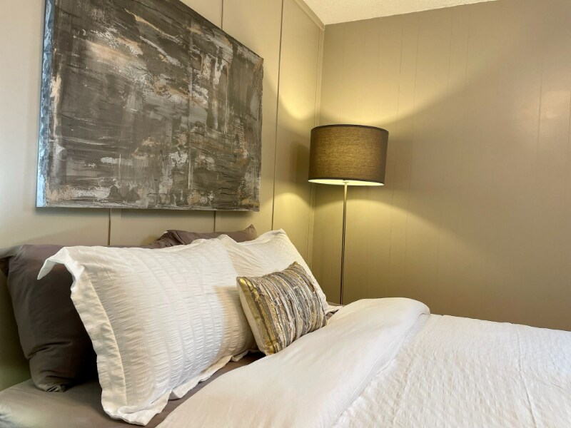 Building Photo - 9515 SW Edgewood St