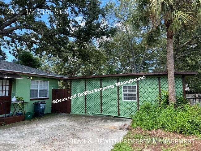 Building Photo - 2411 1/2 51st St S-