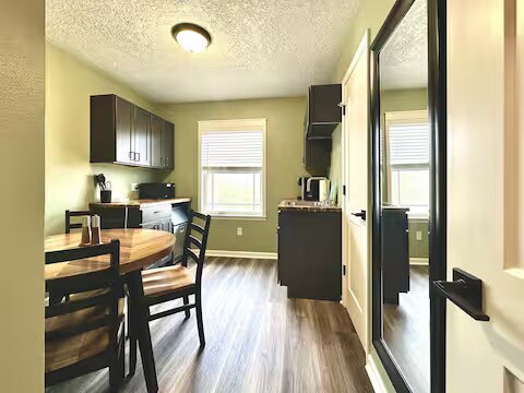 Building Photo - 2110 Melon St