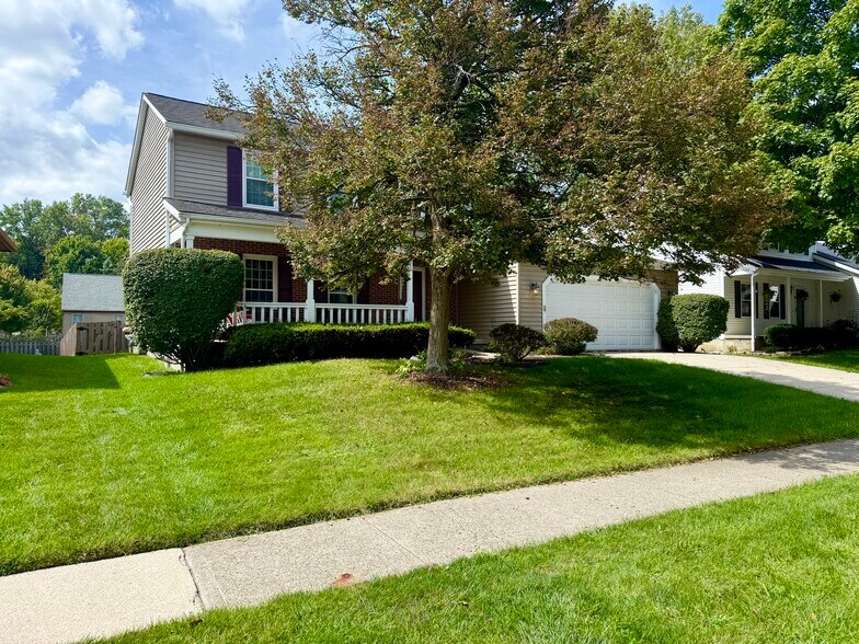 Building Photo - 7451 Mapleleaf Ct