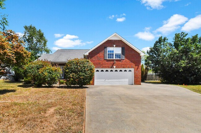 Primary Photo - Three Bedroom with Bonus and Pool!