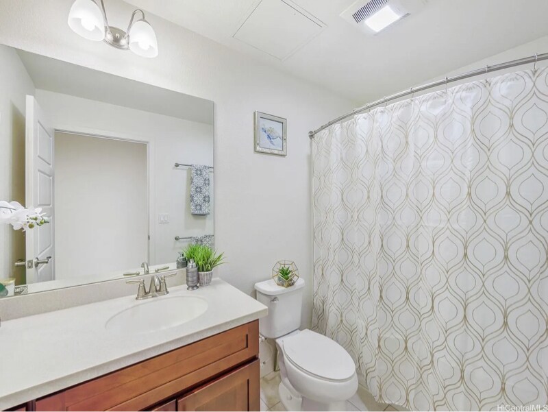 Building Photo - 458 Manawai St