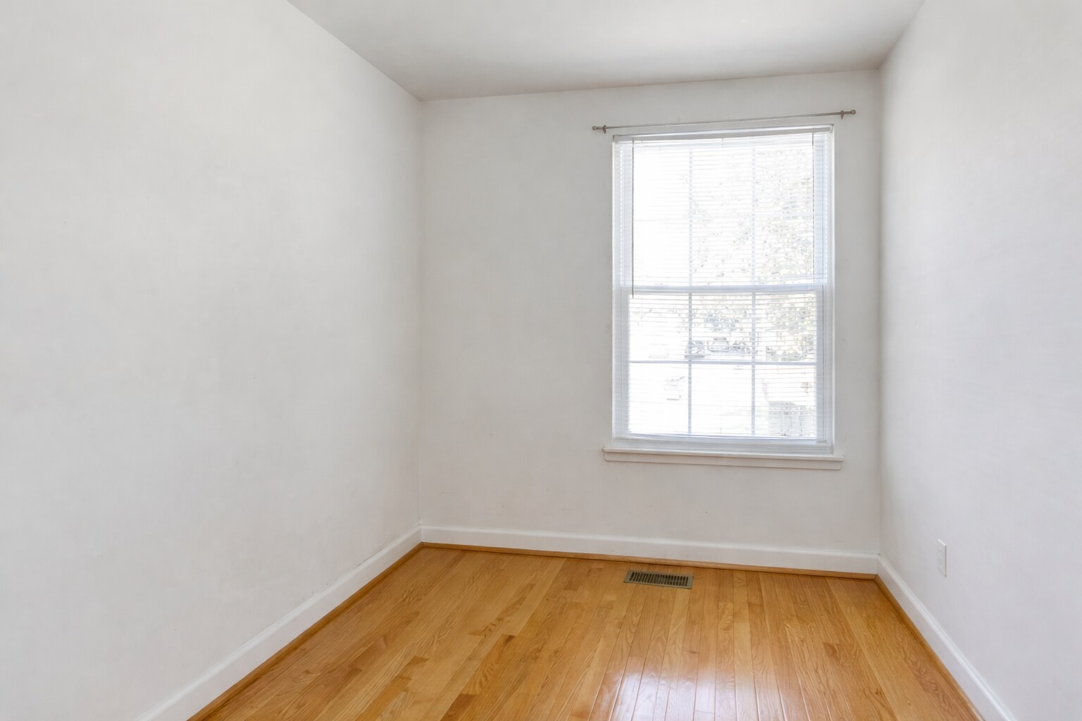 Building Photo - 8808 Allentown Rd