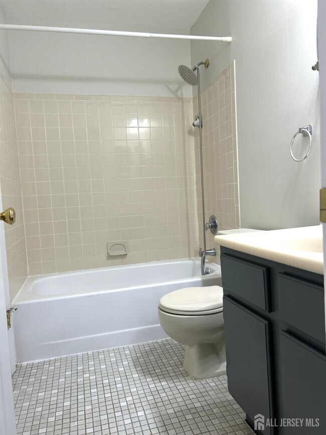 Building Photo - 7302 Elm Ct