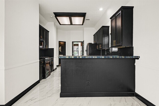 Building Photo - 11915 Helene Ct