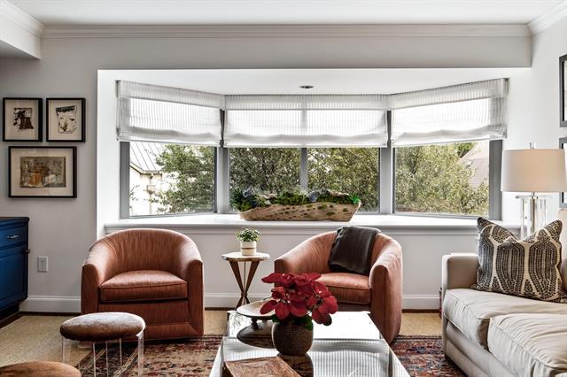 Building Photo - 4242 Lomo Alto Dr