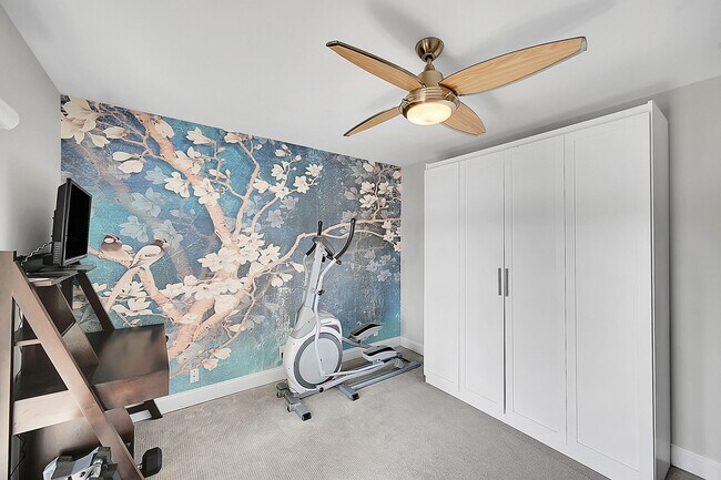 Building Photo - 6767 Tradewind Way