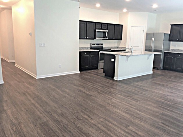 Building Photo - 198 Orion Way