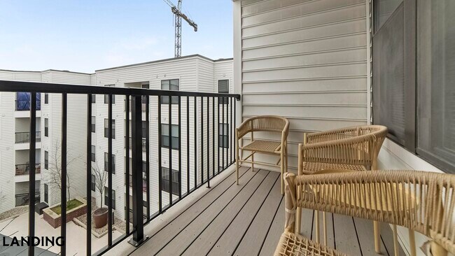 Building Photo - 1494 N High St