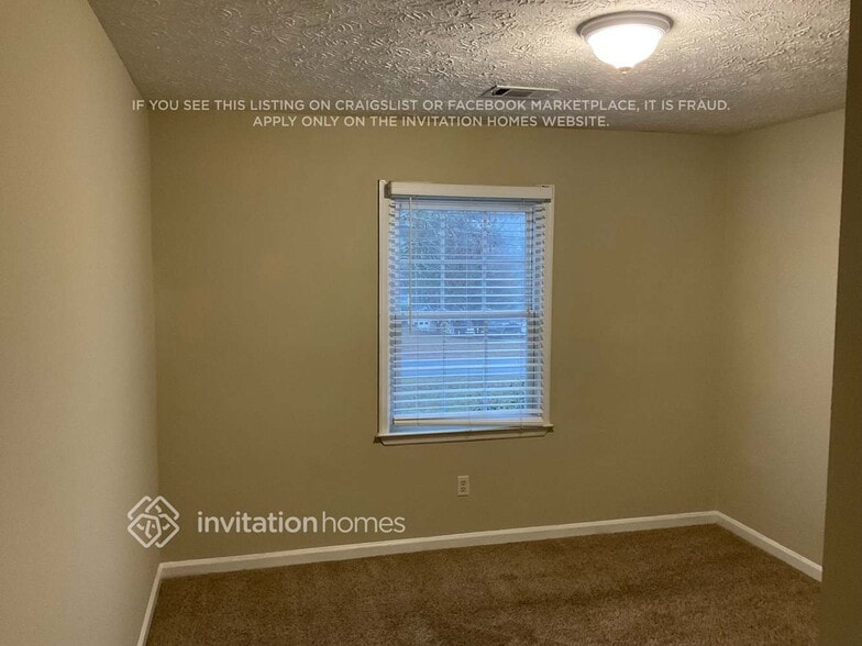 Building Photo - 731 Suwanee Pkwy NW