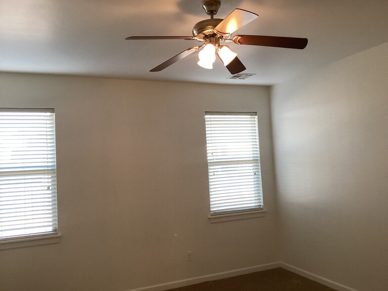 Building Photo - 11321 NW 102nd St