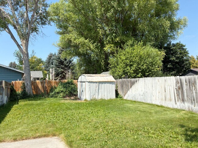 Building Photo - Spacious 5 Bed, 3 Bath Home for Rent in Idaho Falls!