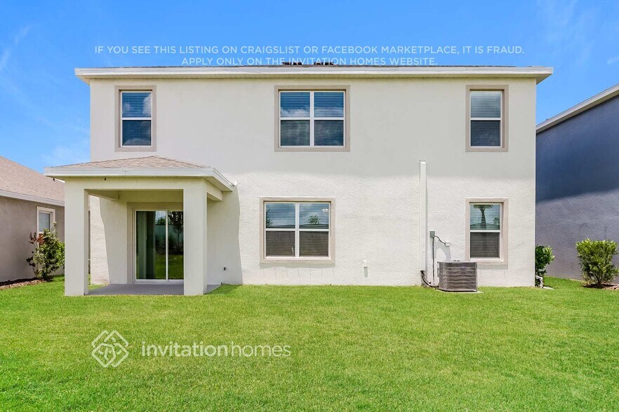 Building Photo - 18302 Wheathouse Pl