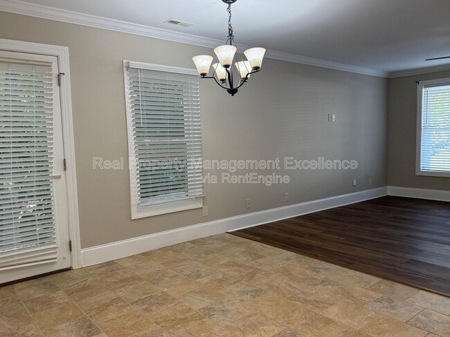 Building Photo - 4261 Dalcross Rd