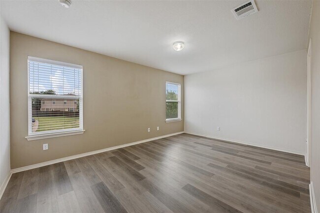Building Photo - 14412 Lewis Carroll Ln
