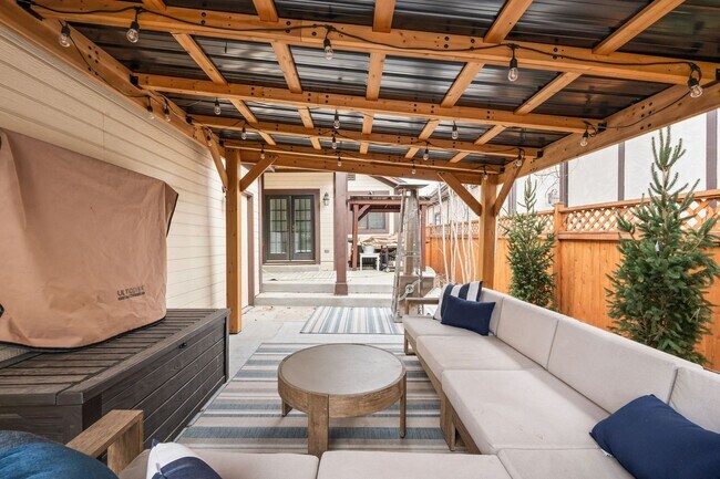 Building Photo - 4BD, 3.5BA Montclair Tudor with Large Yard and 2-Car Garage