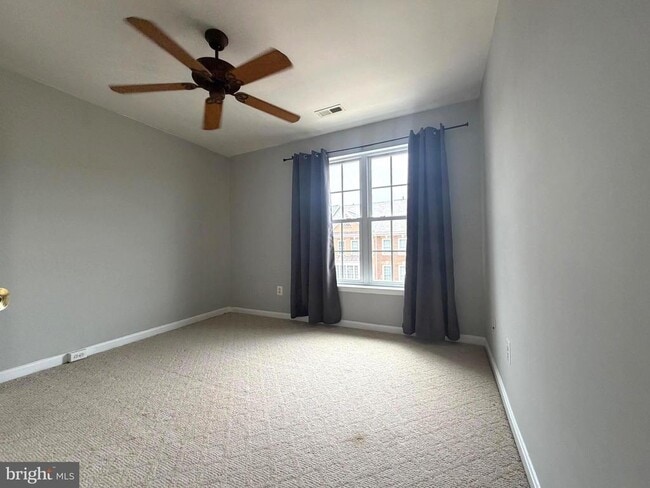 Building Photo - 21831 Ladyslipper Sq