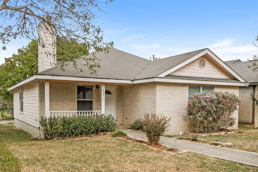 Building Photo - 417 Canterbury Ln