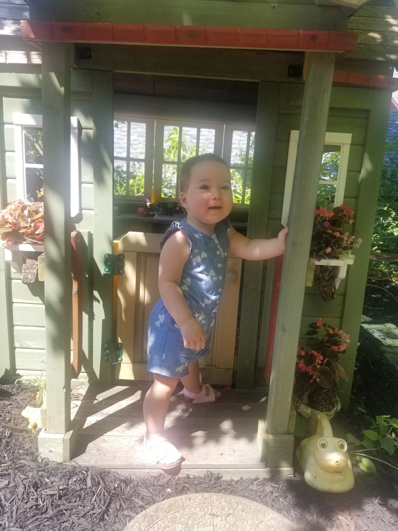Children's playhouse available in back yard - 176 E Linn St