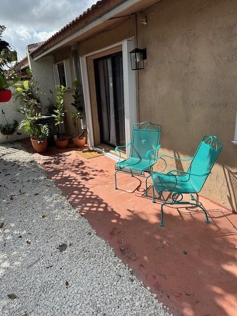 Building Photo - 1045 SW 122nd Ct