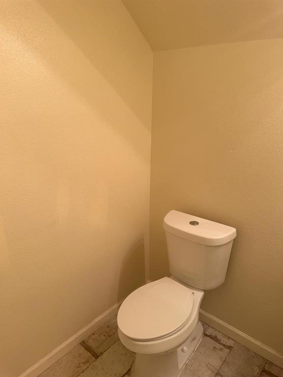 Building Photo - 18255 Eton Ridge Ct