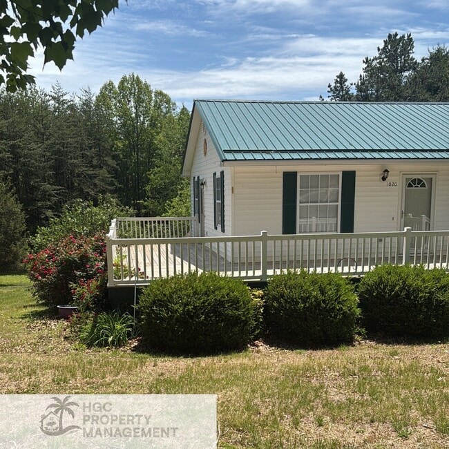 Building Photo - 1020 Anglin Mill Rd