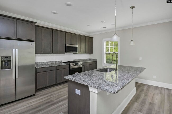 Building Photo - 825 Hidden Point Dr