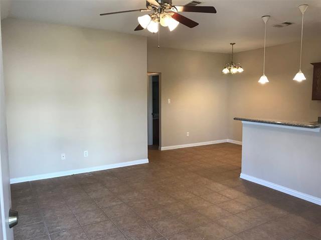 Building Photo - 3155 Karen St