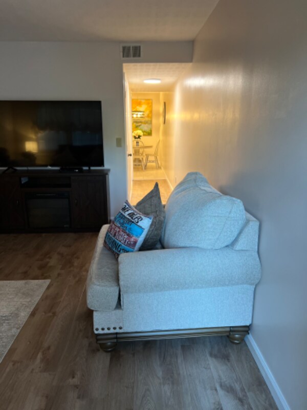 Building Photo - 516 Lakeside Dock Dr