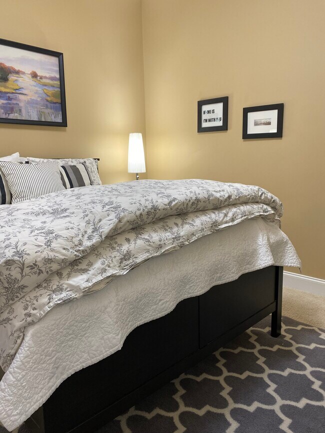 Building Photo - 30 Whistler Ct