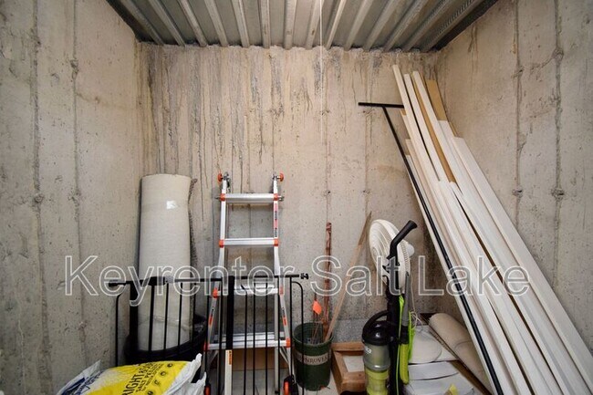 Building Photo - 2101 Plum Harvest Way