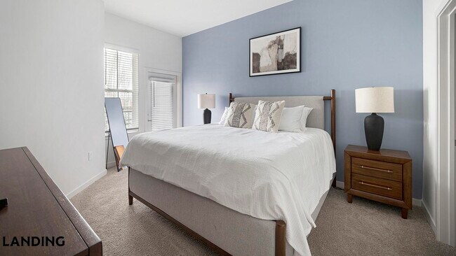 Building Photo - 4670 Merchants Park Cir