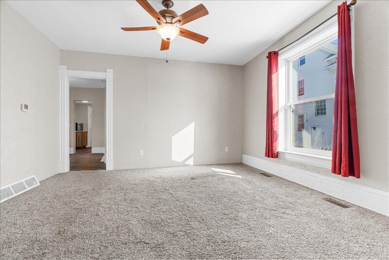 Building Photo - 412 W Genesee St