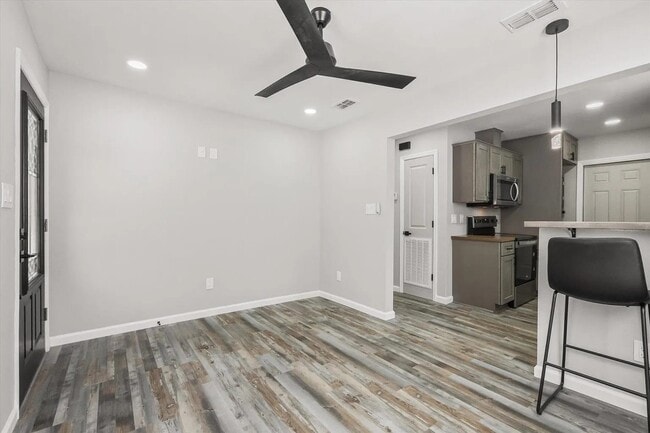 Building Photo - Baltic Avenue