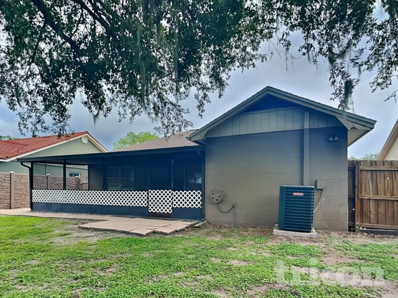 Building Photo - 2017 Rudder Dr