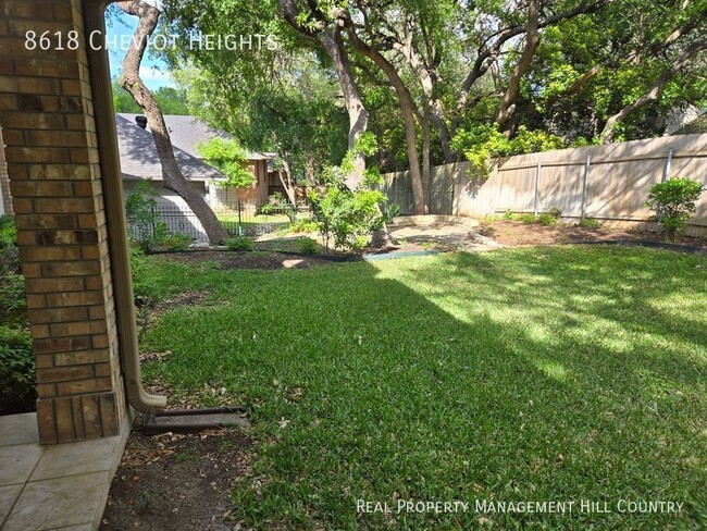 Building Photo - 8618 Cheviot Heights