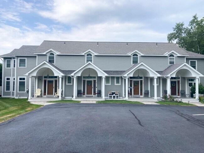 Building Photo - 38 Pebble Beach Rd