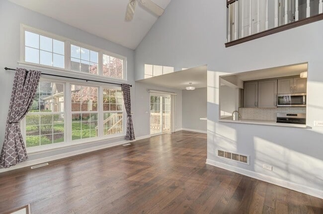 Building Photo - 2222 Seaver Ln