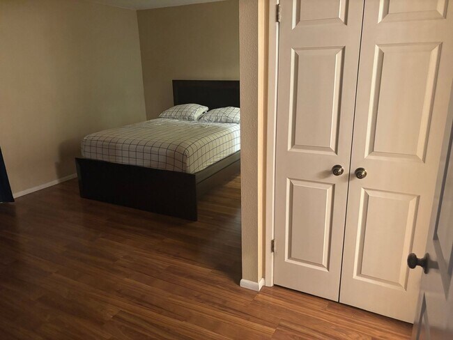 Building Photo - Charming 2BR Condo in Mesa