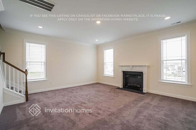 Building Photo - 1079 Vanguard Dr