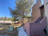 Building Photo - 2 Bed 2 Bath Two-Level Condo With Updates ...