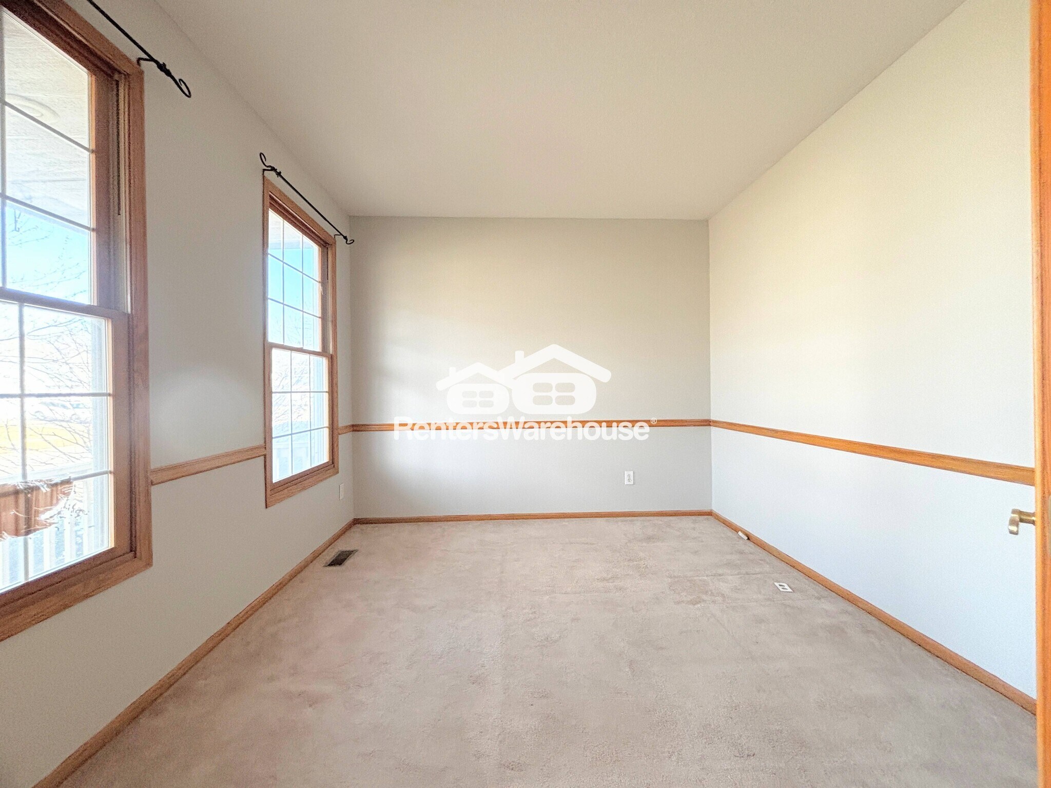 Building Photo - 6874 Dakota Dr