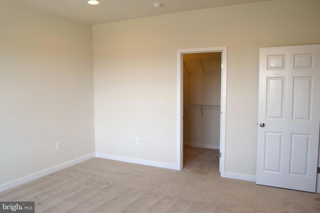 Building Photo - 19974 Abram Ter