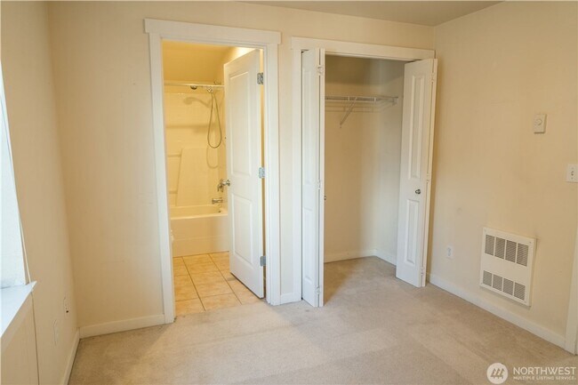 Building Photo - 1618 N 46th St