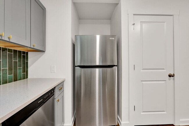 Building Photo - Stunning 3-Bedroom Home with Modern Upgrades in Tulsa