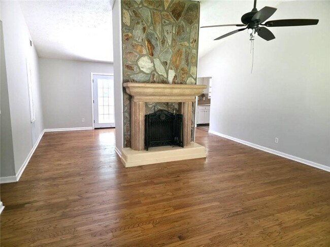 Building Photo - 3407 Owens Pass NW