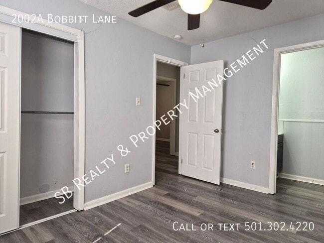 Building Photo - 2002A Bobbitt Lane-